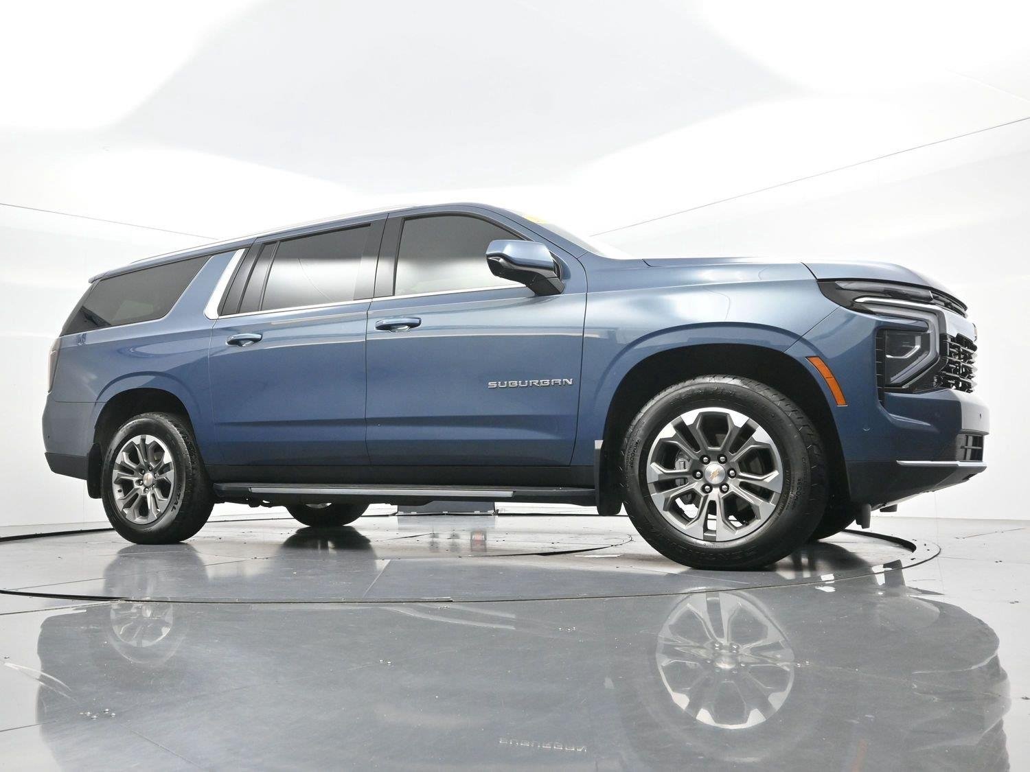 Used 2025 Lakeshore Blue Metallic Chevrolet LS image 49