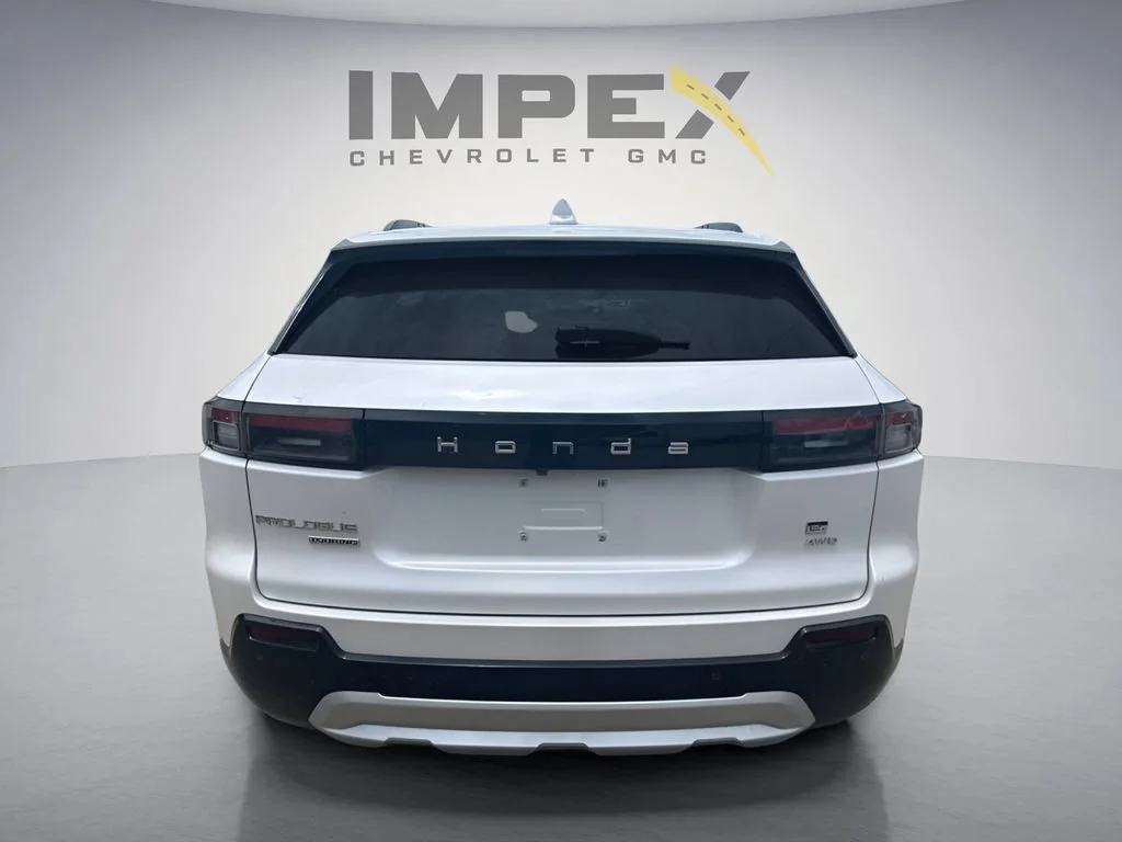 Used 2025 White Honda 1SE image 3