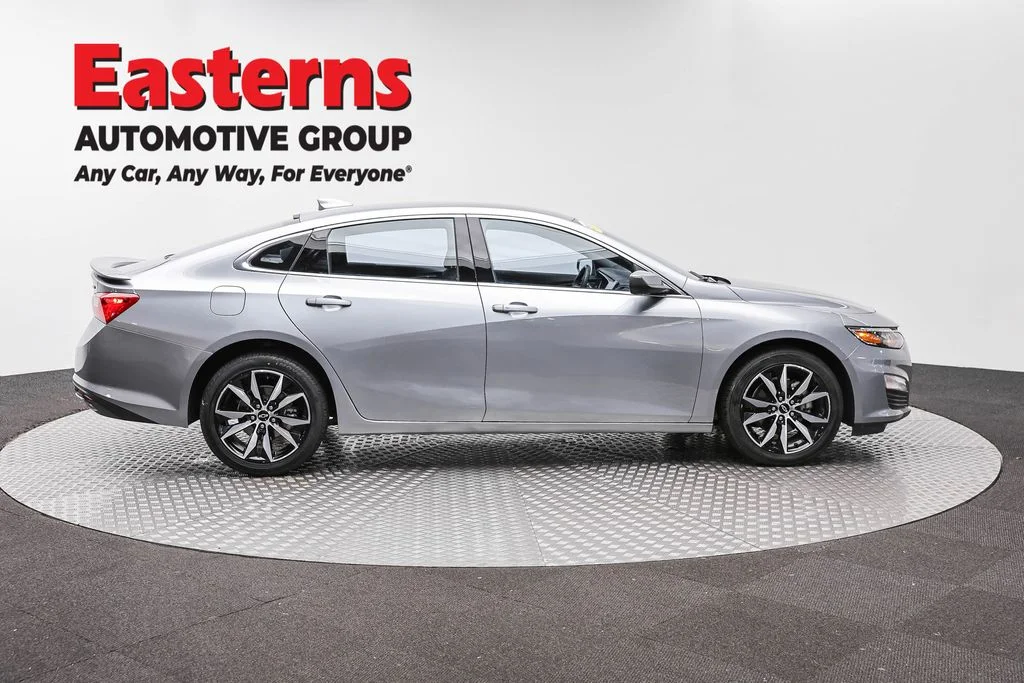 Used 2024 Gray Chevrolet RS image 4