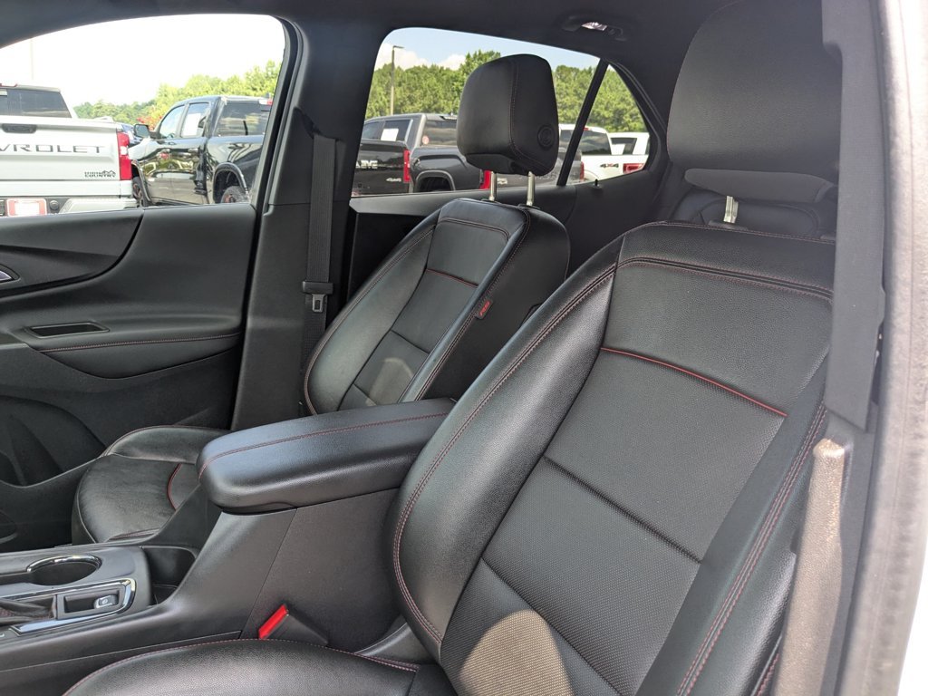 Used 2024 Summit White Chevrolet RS image 15