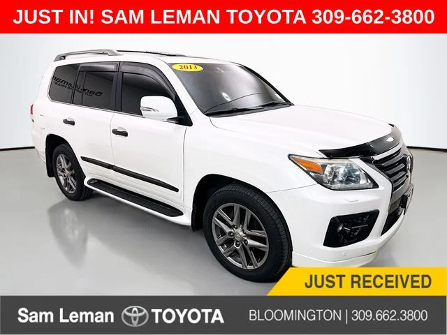 2013 Lexus LX 600 570's photo