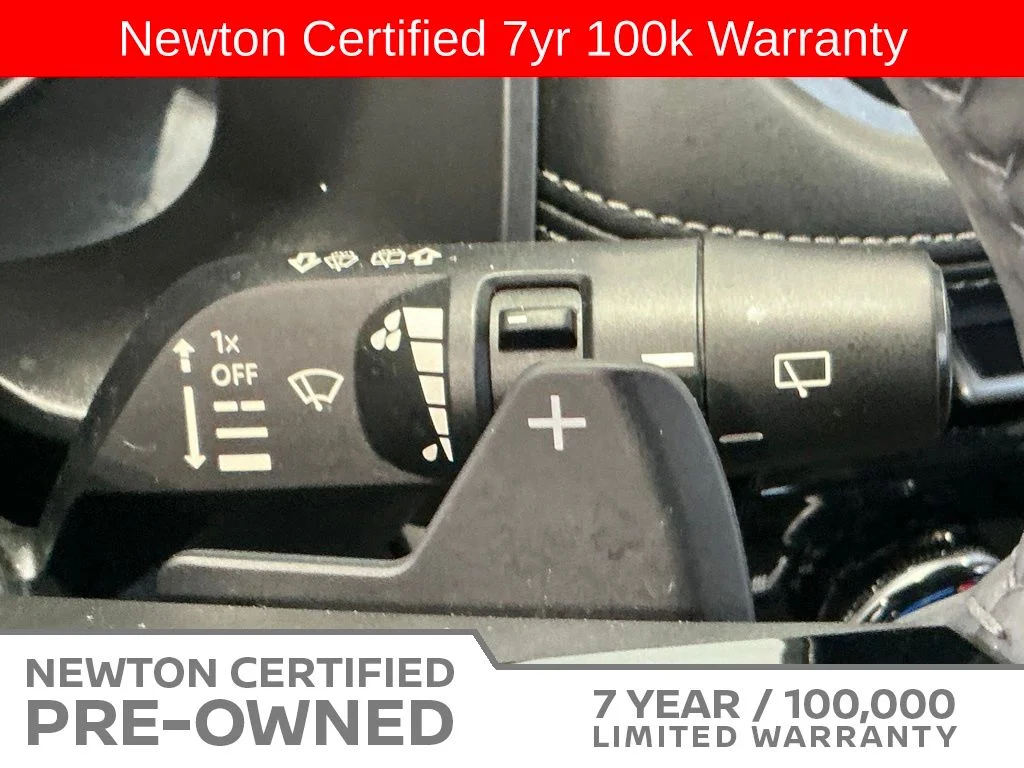 Certified Used 2023 Pearl White Tricoat/Super Black Nissan SL image 40