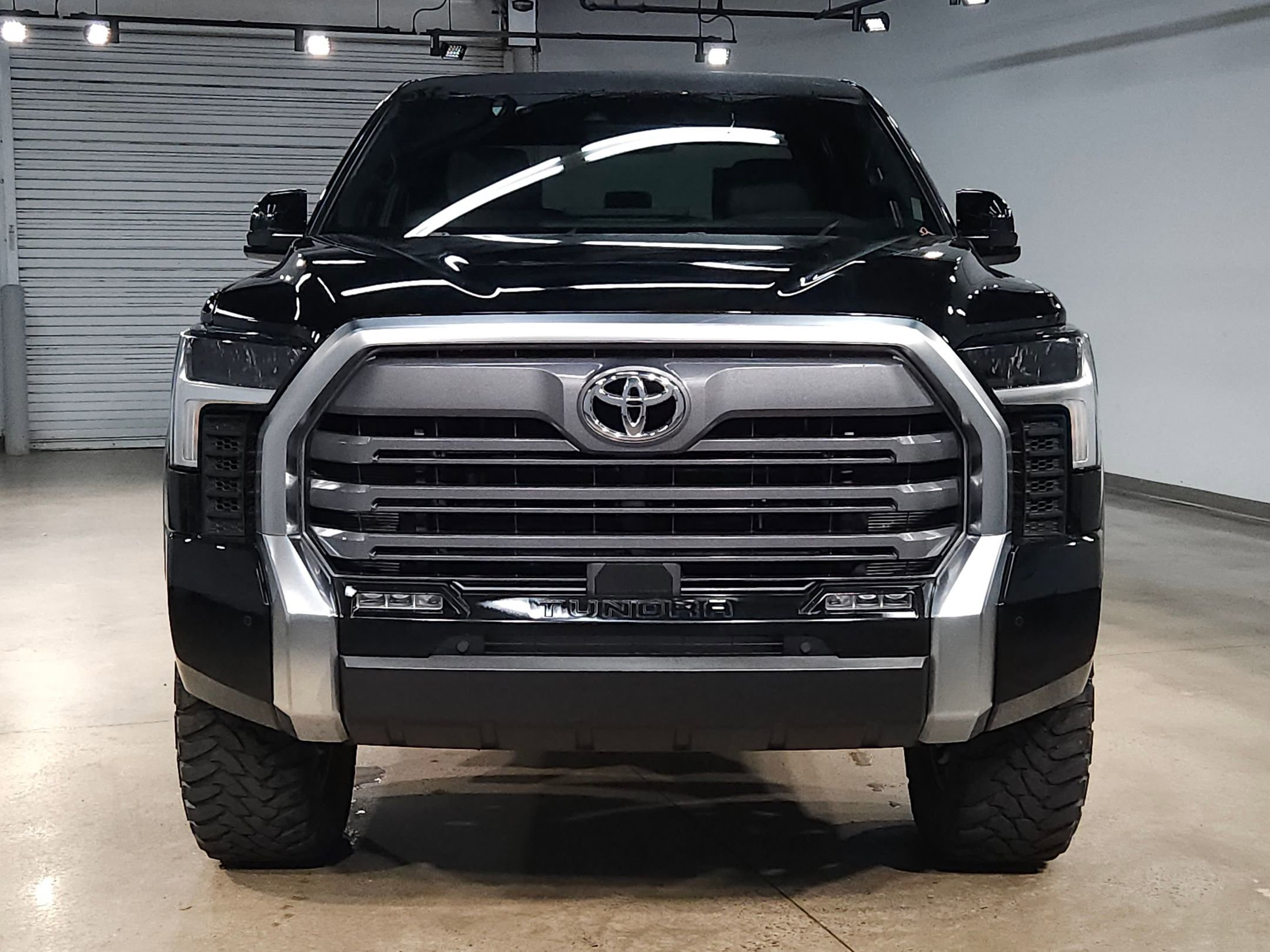 Used 2025 Toyota Tundra Limited with VIN 5TFJA5DB3SX265919 for sale in Little Rock