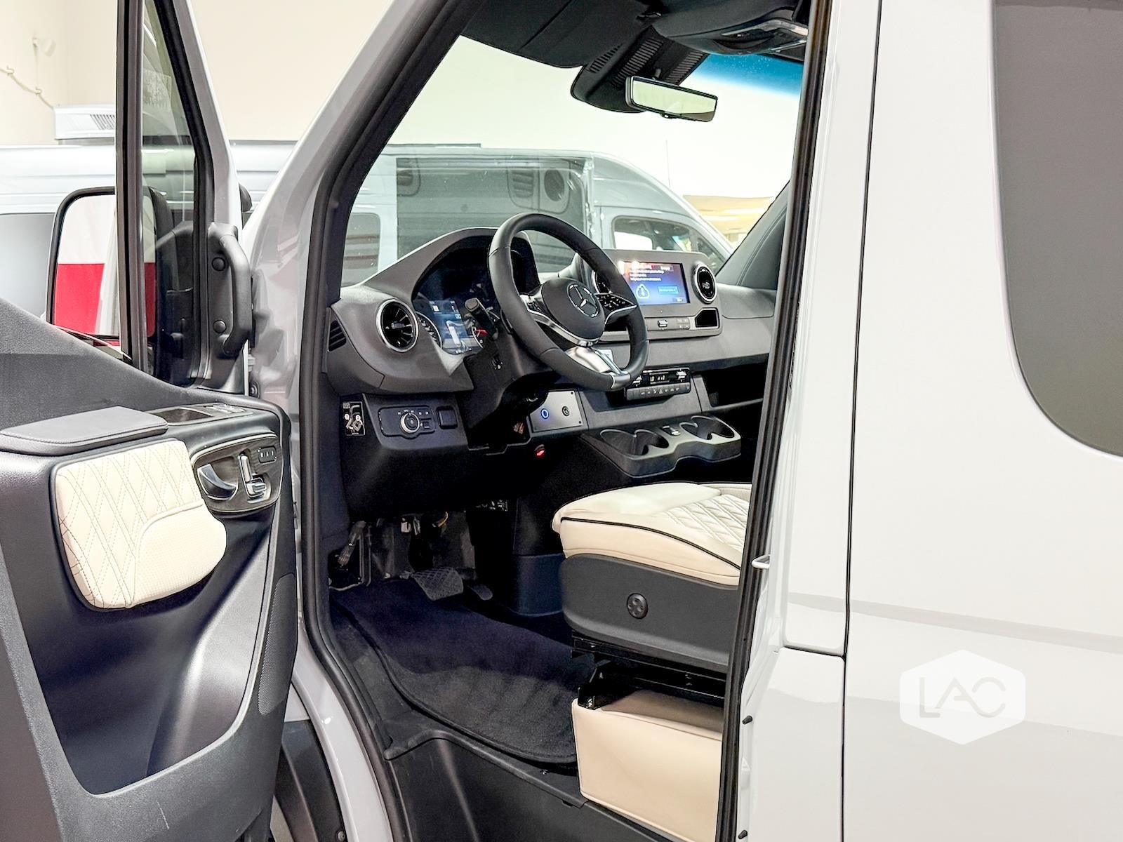 New 2026 Silver Grey OGV LUXURY COACH AWD 540ah ANYWHERE | Desert Runner PKG EVICTUS Suspension image 54