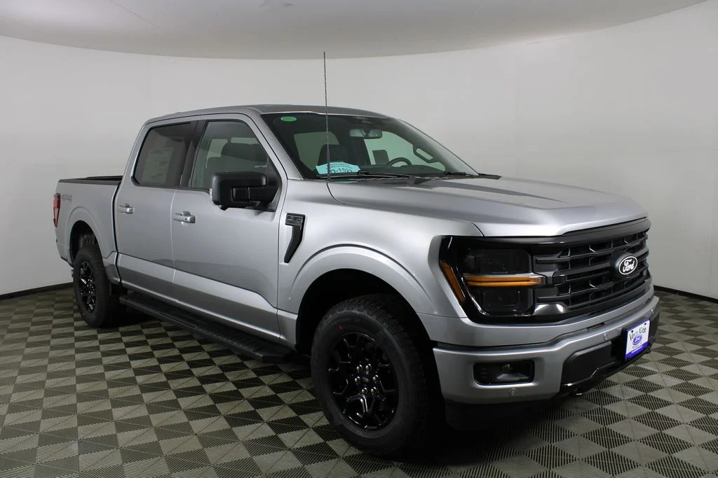 New 2026 Iconic Silver Metallic Ford XLT image 1