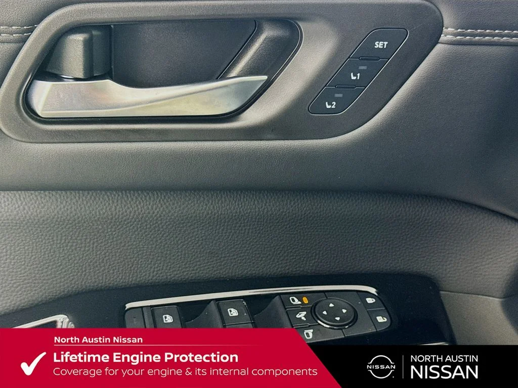 New 2026 Gray Nissan Platinum image 21