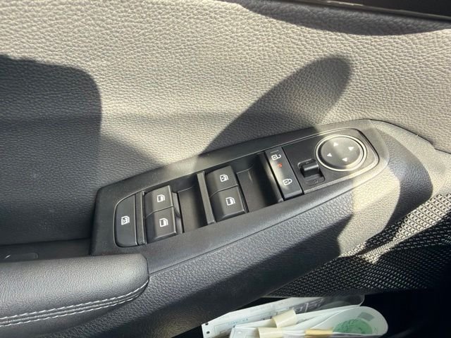 New 2026 White Kia S image 22