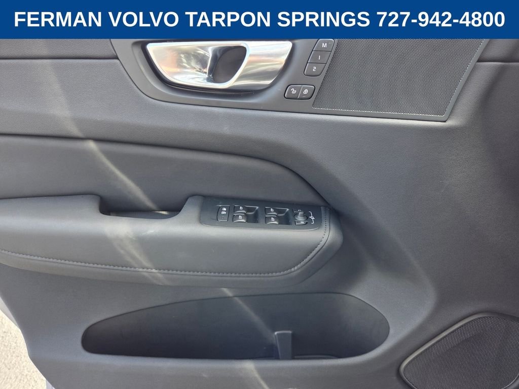 New 2026 Aurora Silver Volvo Core image 25