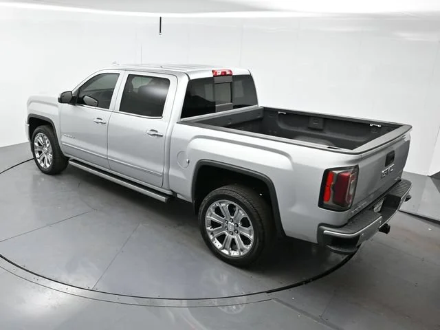 Used 2018 QUICKSILVER METALLIC GMC Denali image 35