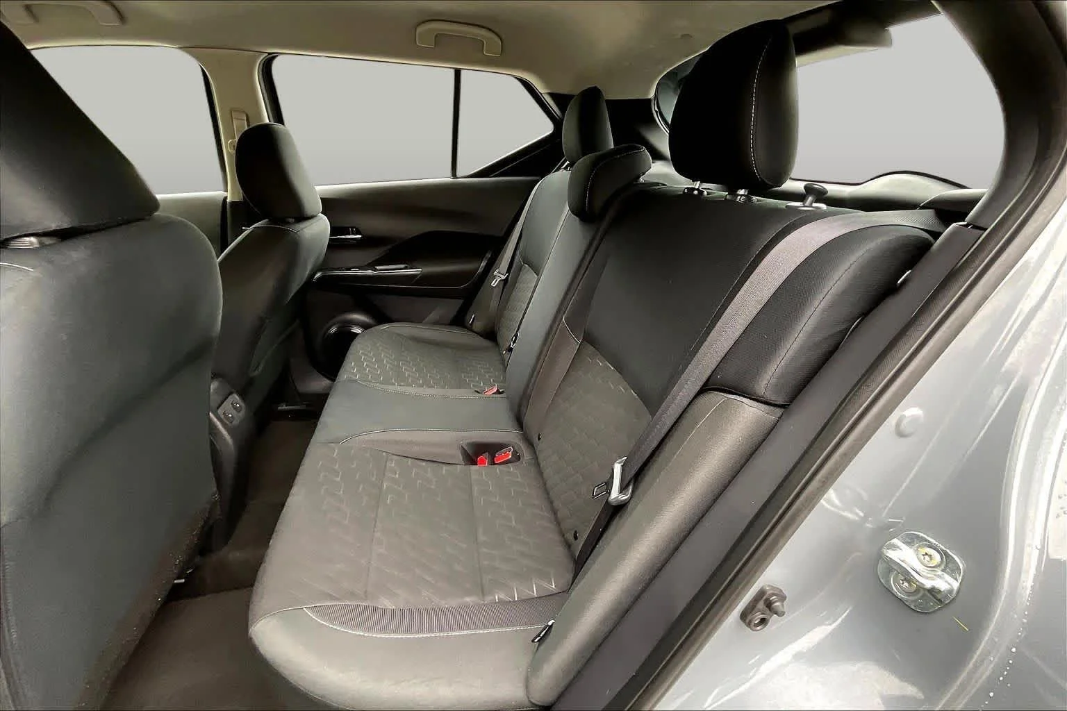Used 2024 Boulder Gray Pearl Nissan SV image 19