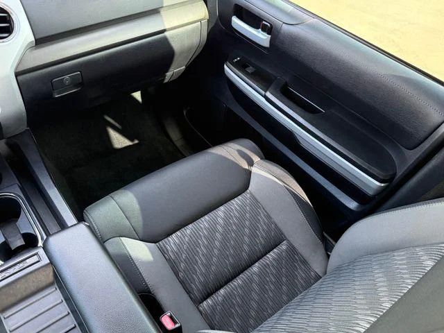 Certified Used 2021 MIDNIGHT BLACK METALLIC Toyota SR5 image 21