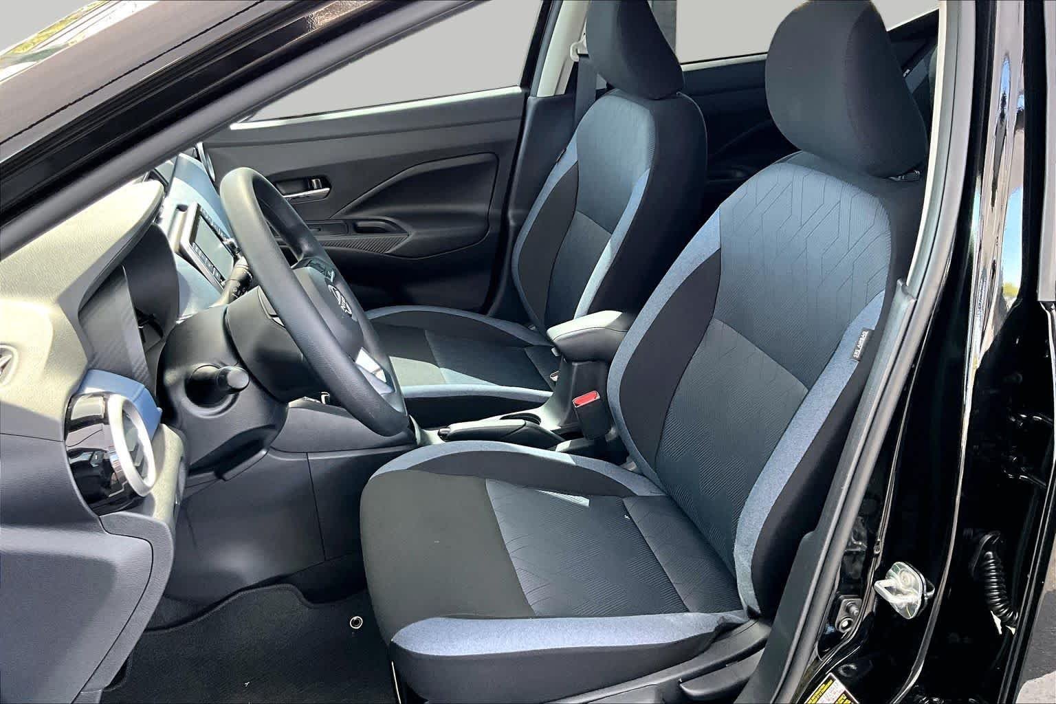Pre-Owned 2025 Nissan Versa SV