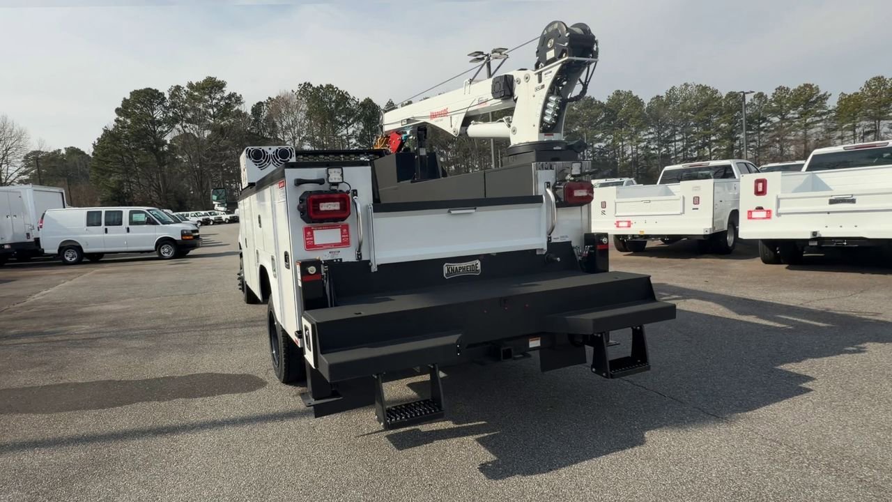 2024 Chevrolet Silverado 4500 HD Chassis Cab Work Truck - Photo 7