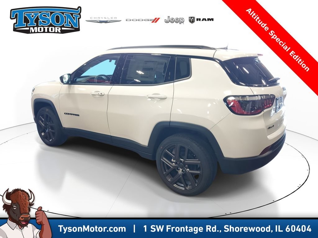 New 2026 Bright White Clear-Coat Exterior Paint Jeep Latitude image 3