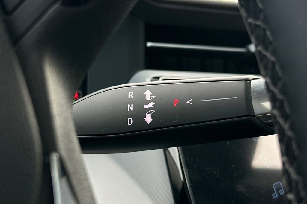 2027 Chevrolet Bolt RS - Photo 27