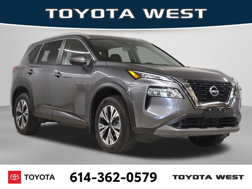 Used 2023 Gray Nissan SV image 3