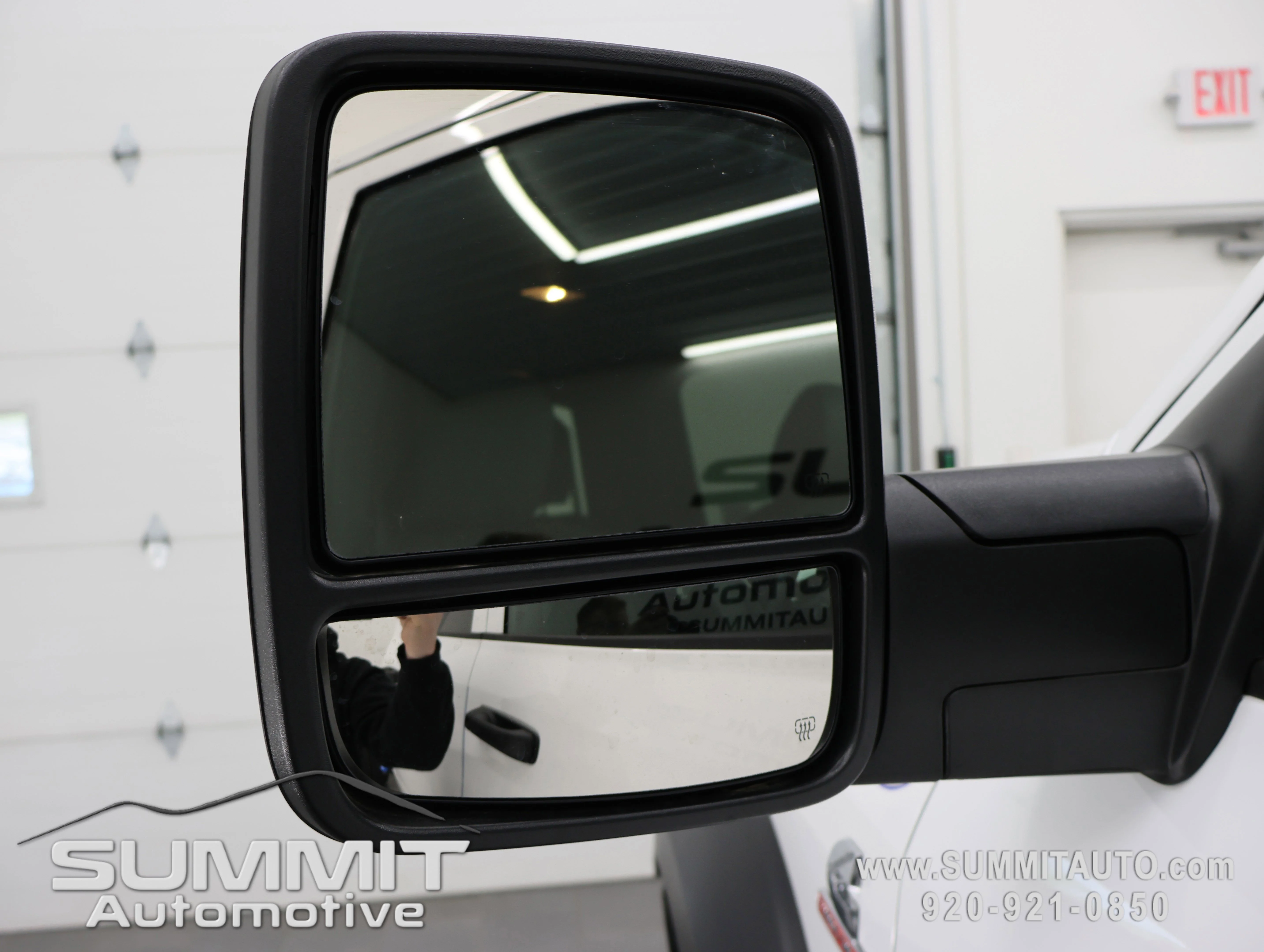 New 2026 Bright White Clearcoat RAM Tradesman image 34