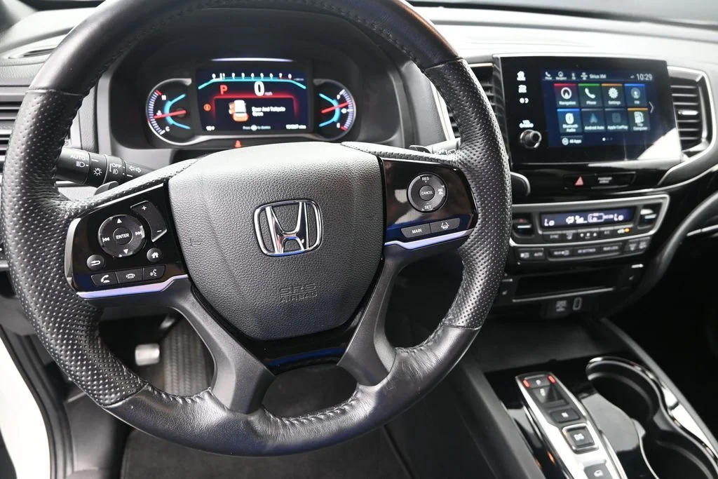 Used 2020 Platinum White Pearl Honda Touring image 20