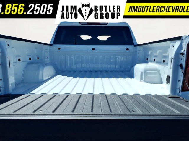New 2026 Summit White Chevrolet LT (2FL) image 18