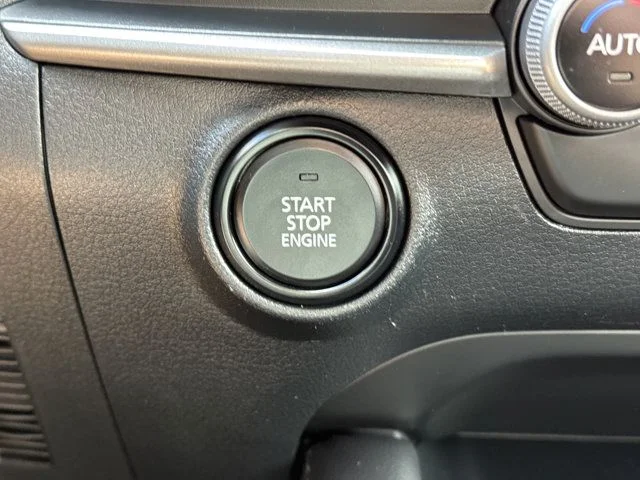 Used 2024 White Mazda 2.5 S Select Sport image 23