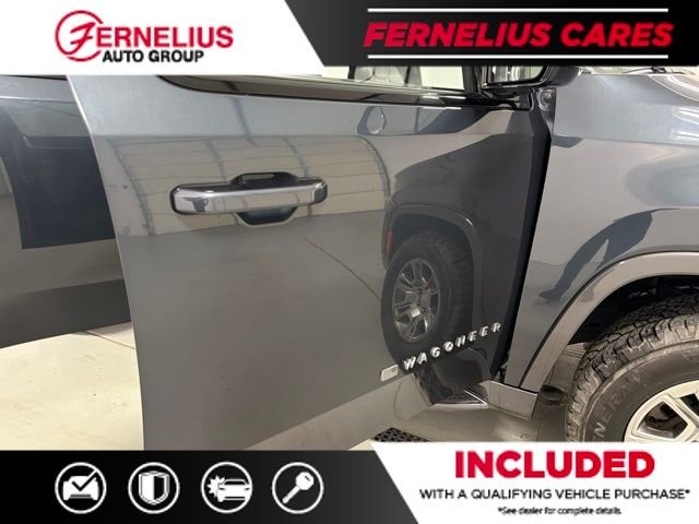 Used 2022 Gray Jeep Series I image 16