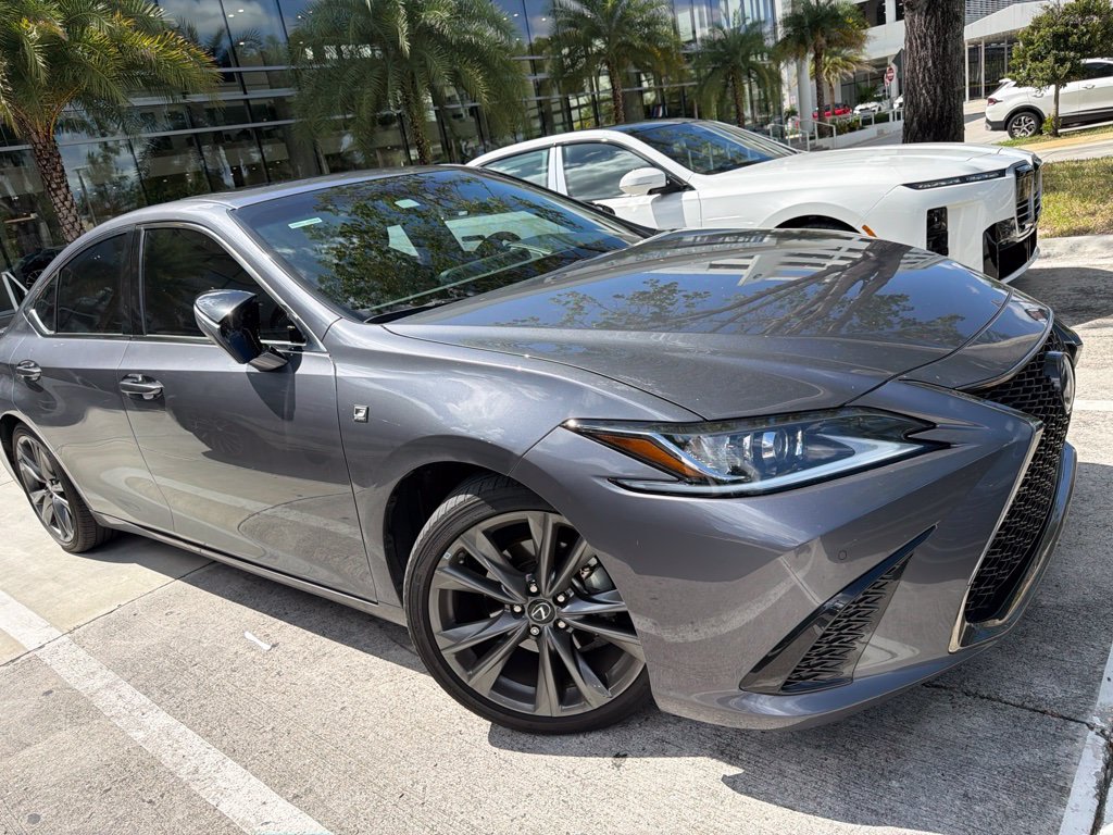 2021 Lexus ES F SPORT