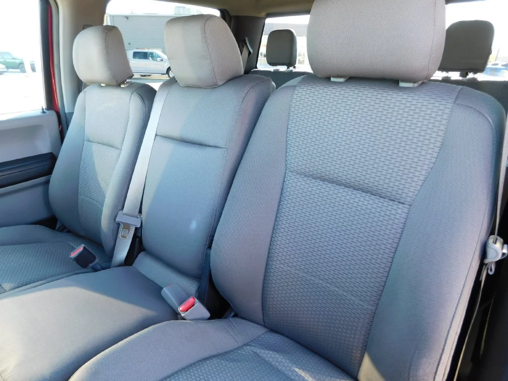Used 2016 Ruby Red Metallic Tinted Clearcoat Ford XLT image 19