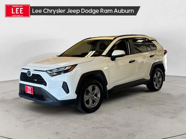 Used 2023 Ice Cap Toyota XLE image 1