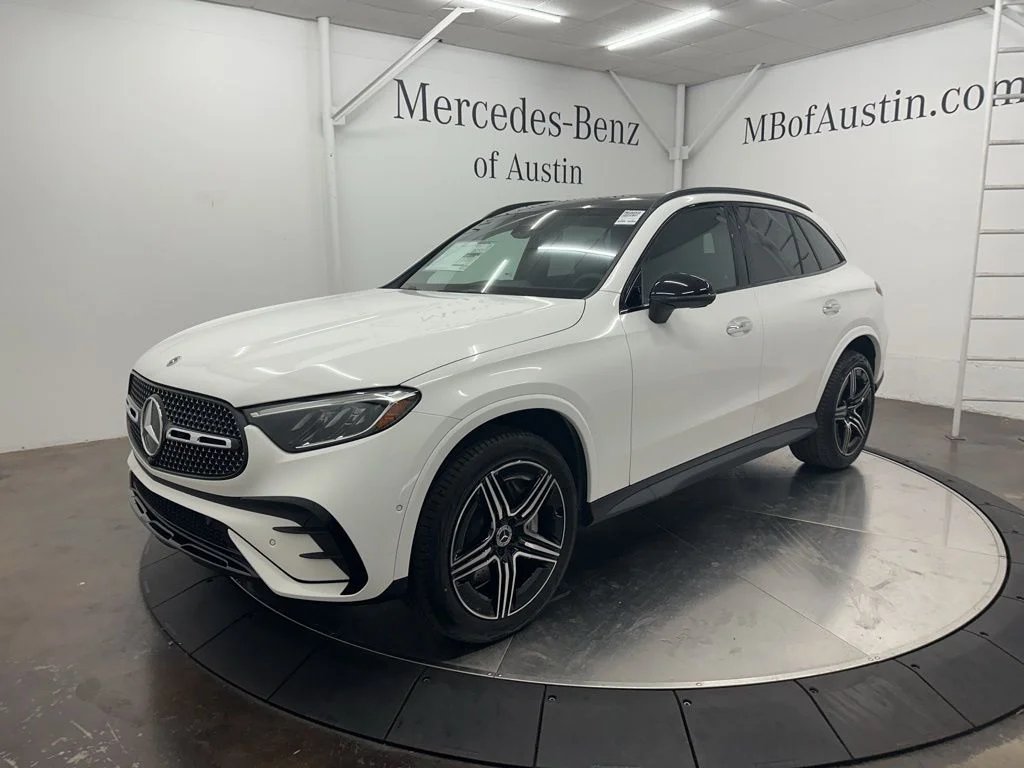 Used 2026 White Mercedes-Benz GLC 300 image 3