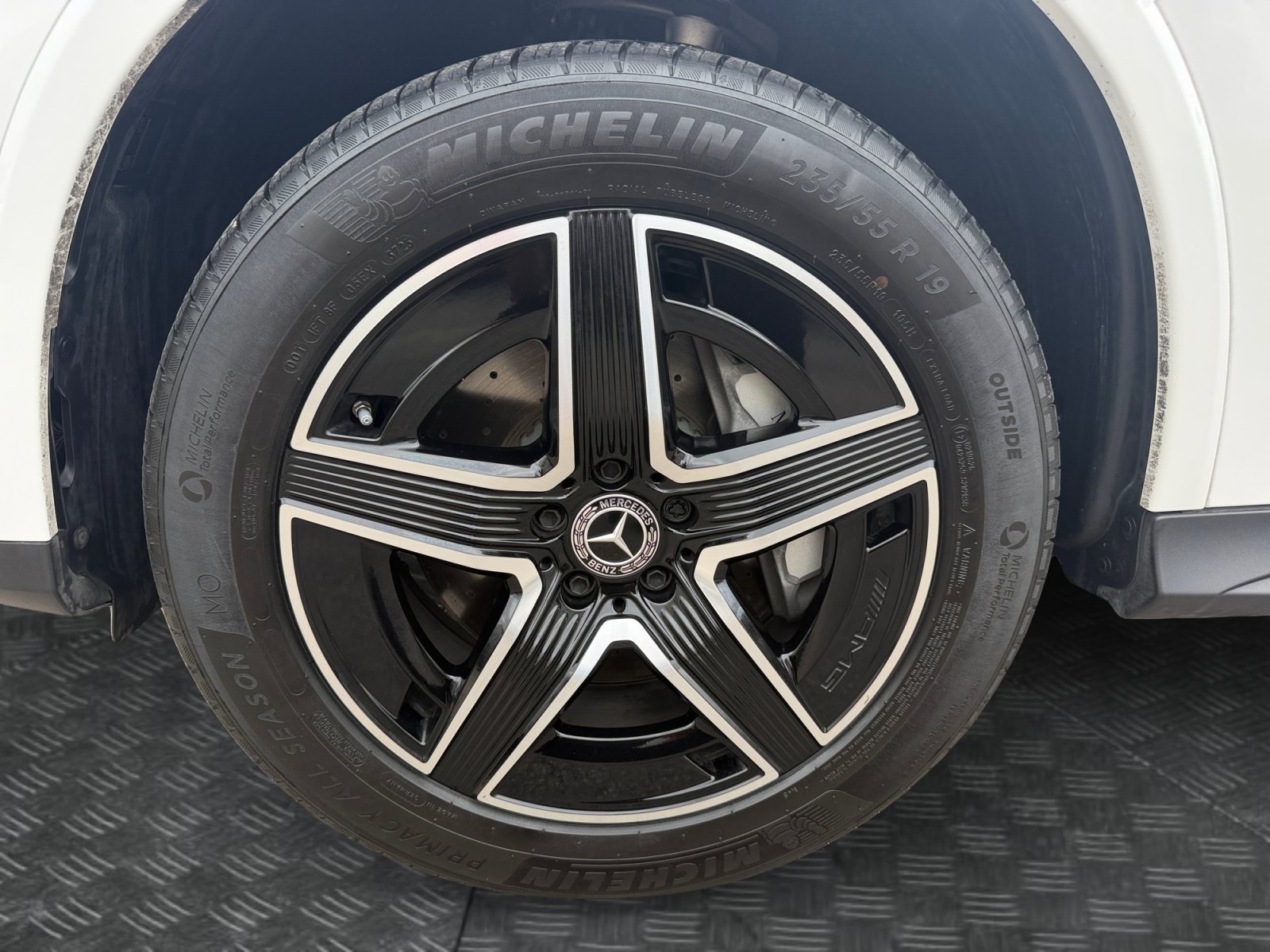 Certified Used 2026 Manufaktur Moon Mercedes-Benz GLC 300 image 9