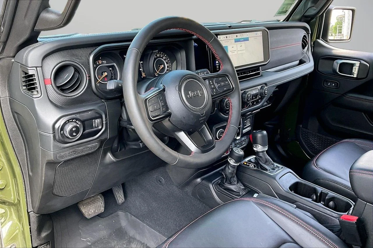 Used 2024 Green Jeep Rubicon image 20