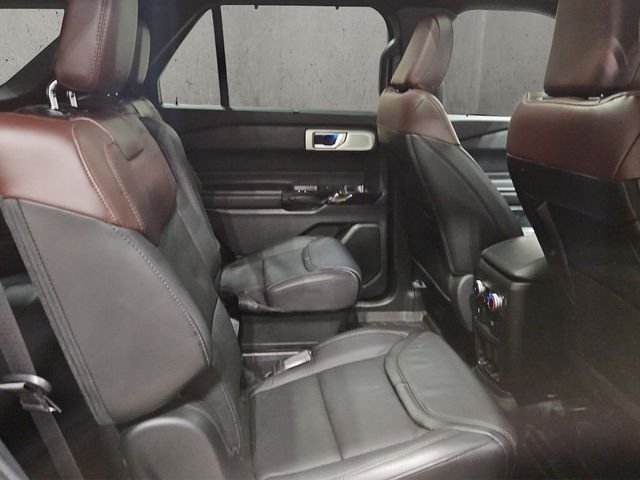 Used 2023 Gray Ford Platinum image 20