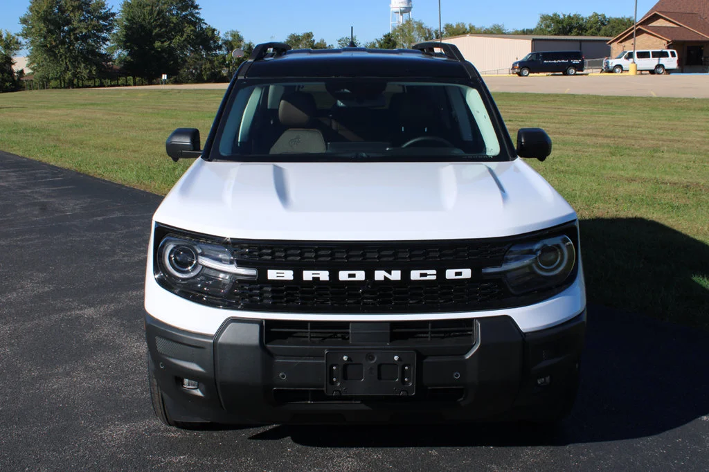 New 2026 Oxford White Ford Outer Banks® image 2