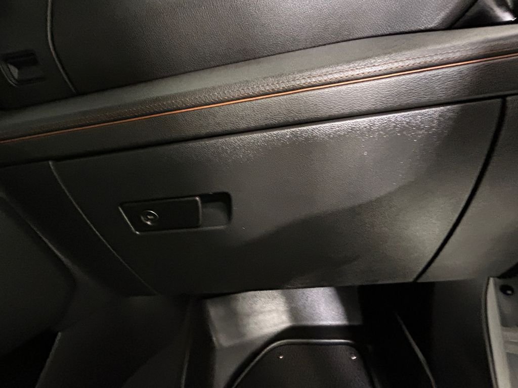 Used 2023 White GMC AT4 image 24