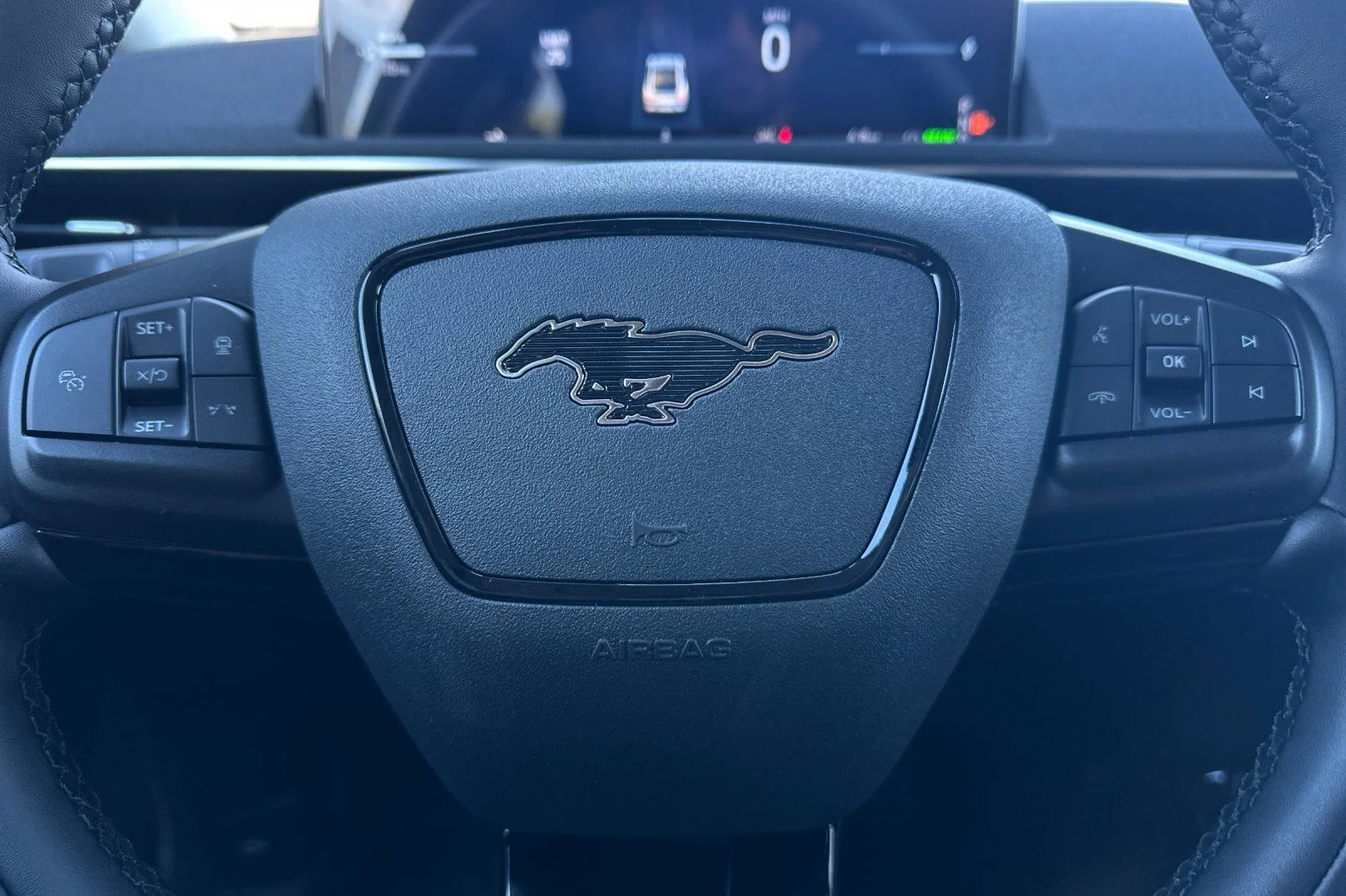 New 2026 Shadow Black Ford Select image 20