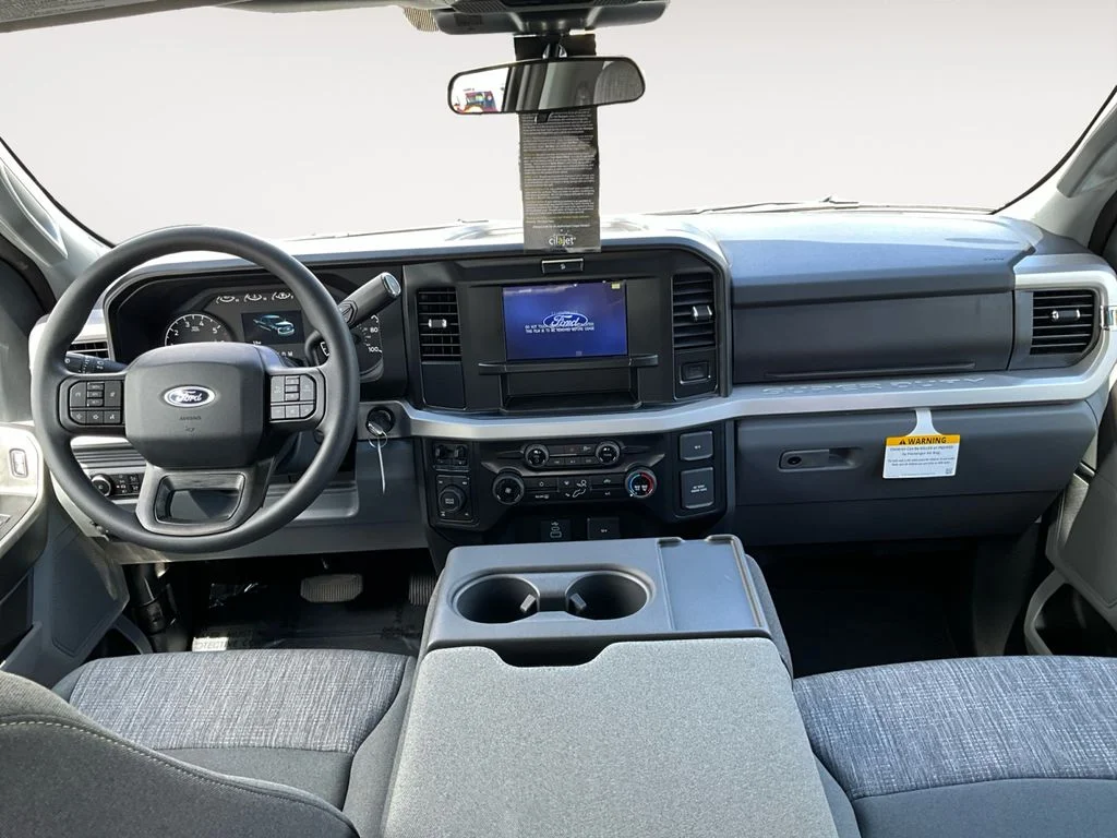 New 2026 Oxford White Ford F-250® XLT image 15