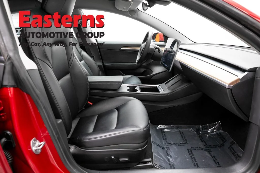 Used 2021 Red Tesla Long Range image 17