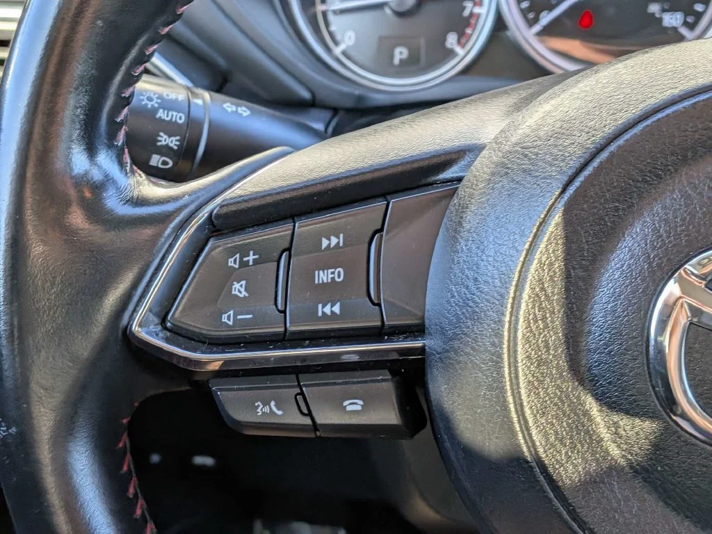 Used 2021 Polymetal Gray Metallic Mazda Carbon Edition image 21