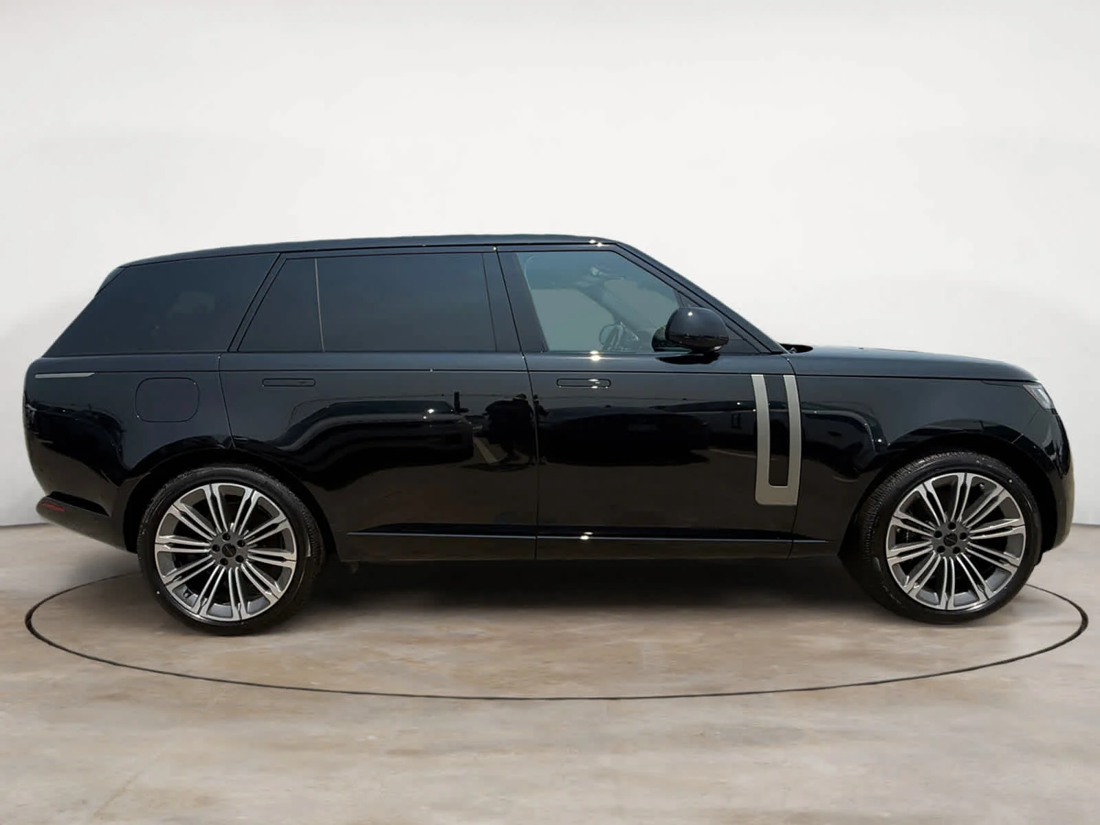 New 2026 Santorini Black Land Rover SE image 6