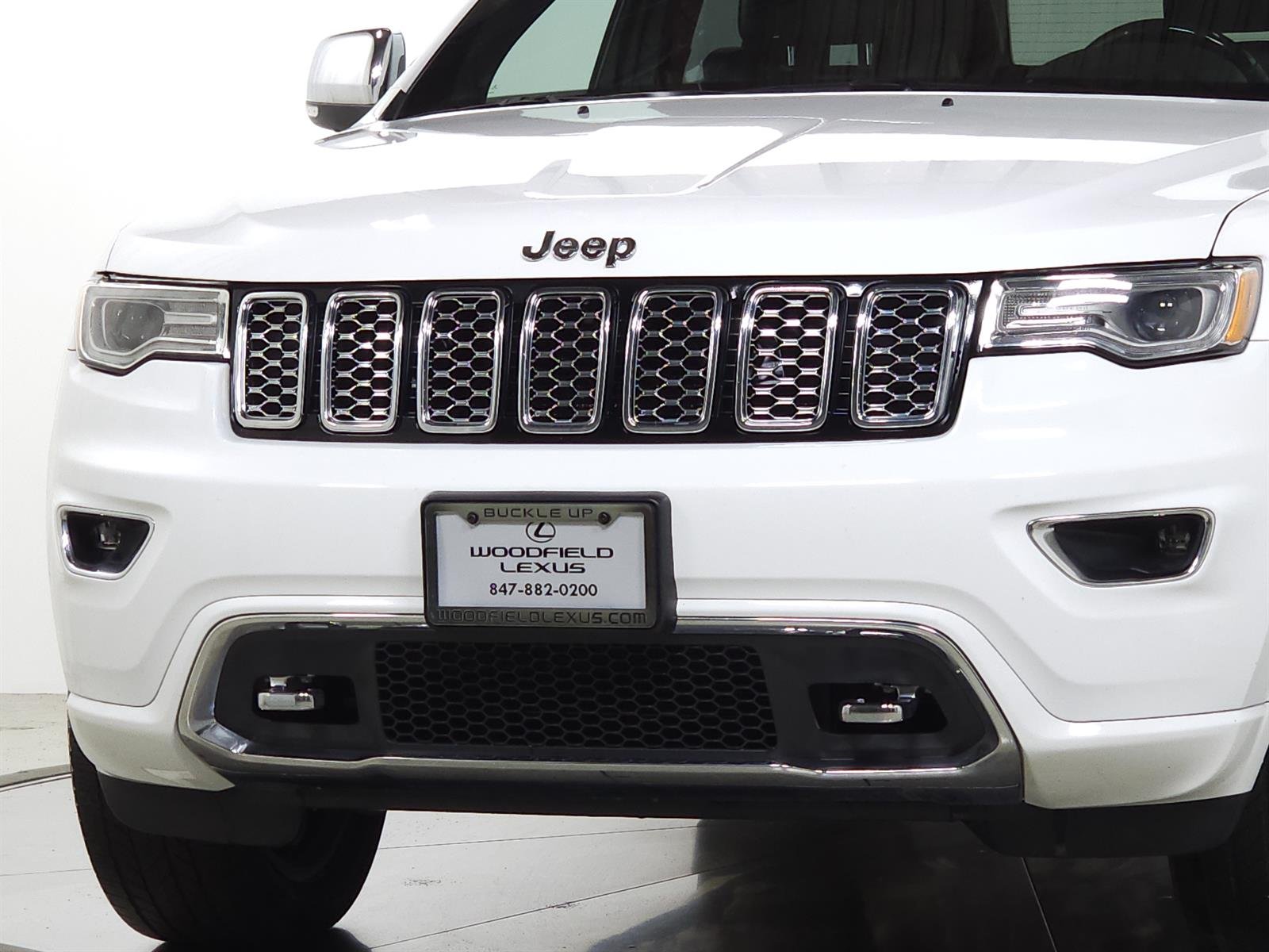 Used 2019 White Jeep Overland image 4
