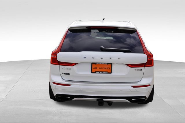 Certified Used 2018 White Volvo T8 R-Design image 6