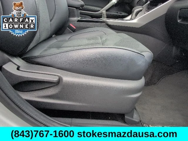 Used 2025 Silver Mitsubishi SE image 24