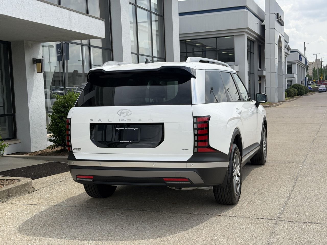 New 2026 Creamy White Pearl Hyundai SEL AWD image 5