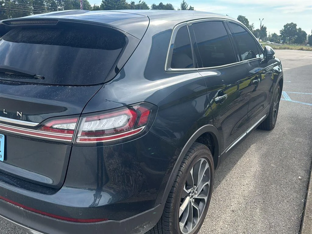 Used 2023 Flight Blue Metallic Clearcoat Lincoln Reserve image 4
