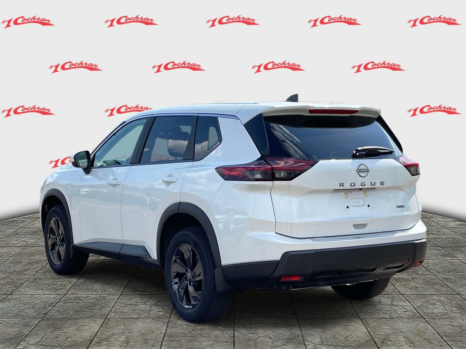 New 2026 Everest White Pearl Tricoat Nissan SV image 5