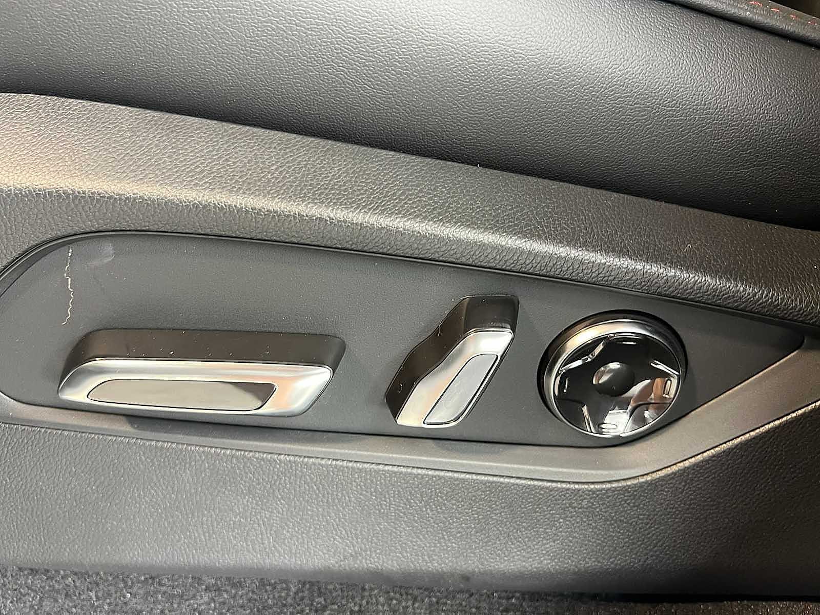 2026 Acura MDX A-Spec Package - Photo 32