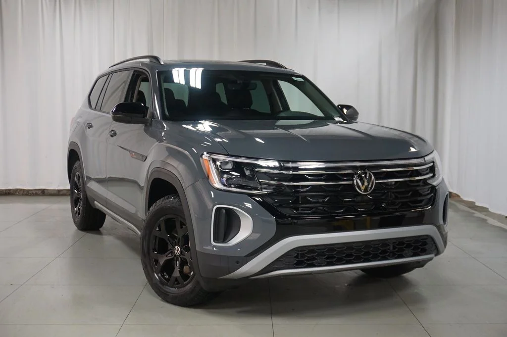 New 2026 Pure Gray Volkswagen Peak Edition image 2