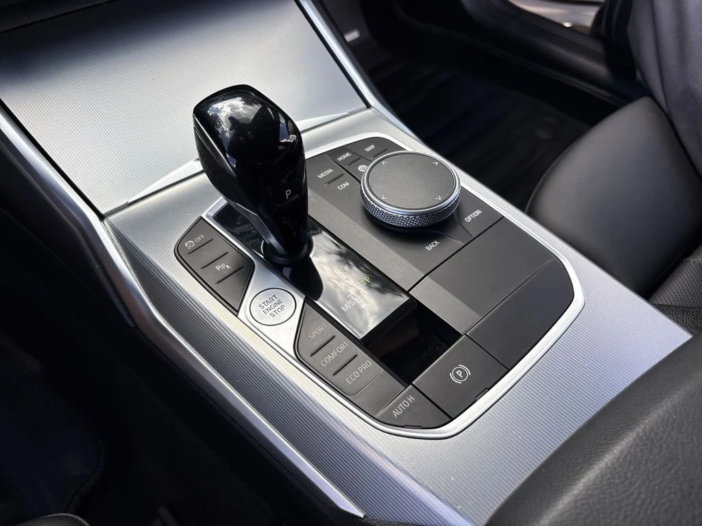 Used 2022 White BMW M340i image 28