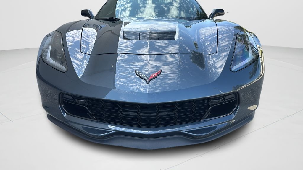 Used 2019 Gray Chevrolet Grand Sport image 39