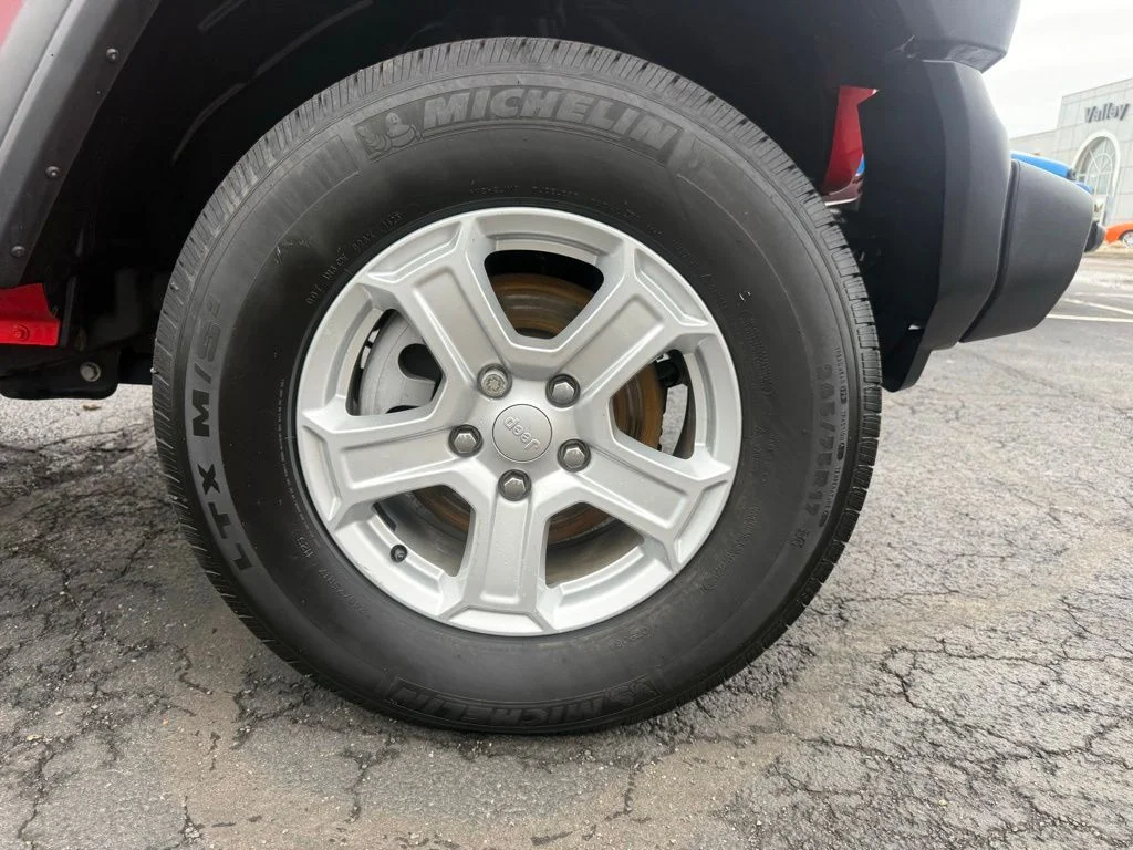 Certified Used 2019 Red Jeep Sport S image 48